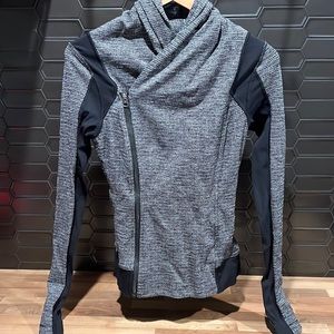 Lululemon long sleeve top